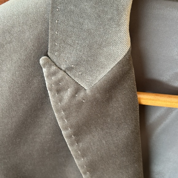 ANN TAYLOR | Grey / Silver Velvet Blazer with Silky Bow - Size 10P - Picture 4 of 6